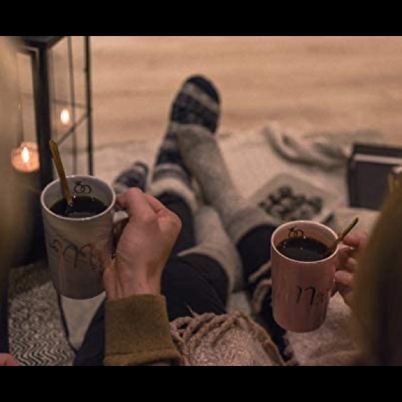 Mr. and Mrs. Coffee Mug Set - Picture 6 of 7